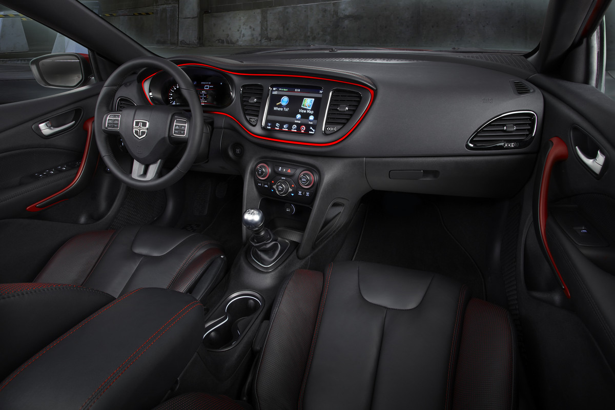 2013-dodge-dart-32_1200.jpg