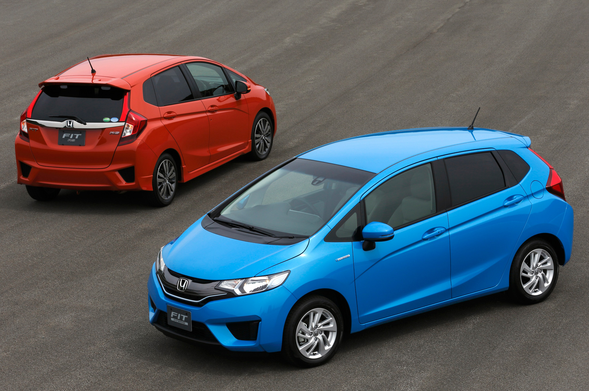 2014-Honda-Fit-front-and-rear-views.jpg