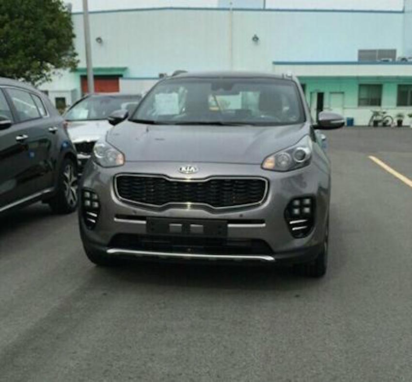 2016-Kia-Sportage-front-spotted-undisguised.jpg