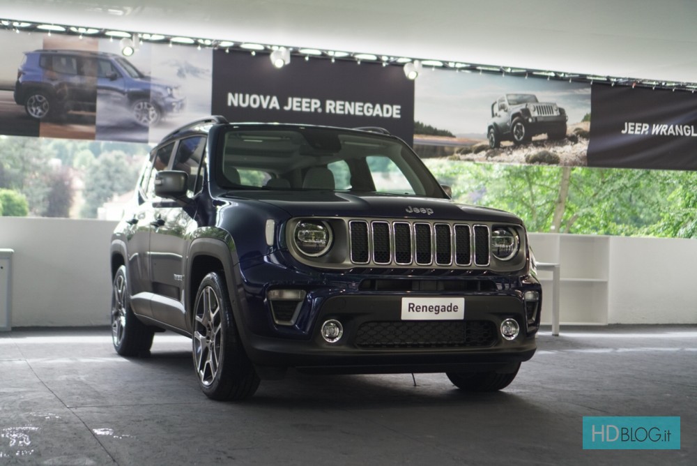 2019-Jeep-Renegade-facelift-front-three-quarters.jpeg