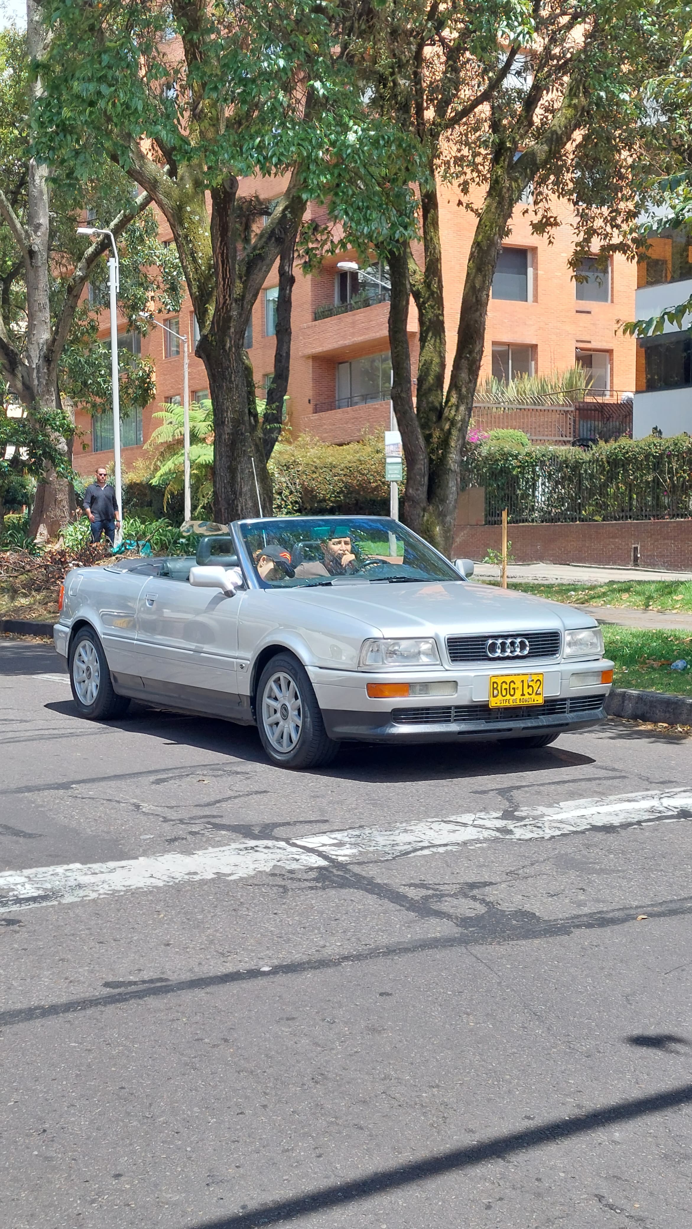 audia4cabrio2.jpeg