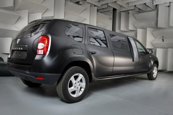 dacia-duster-limousine-2012-03.jpg