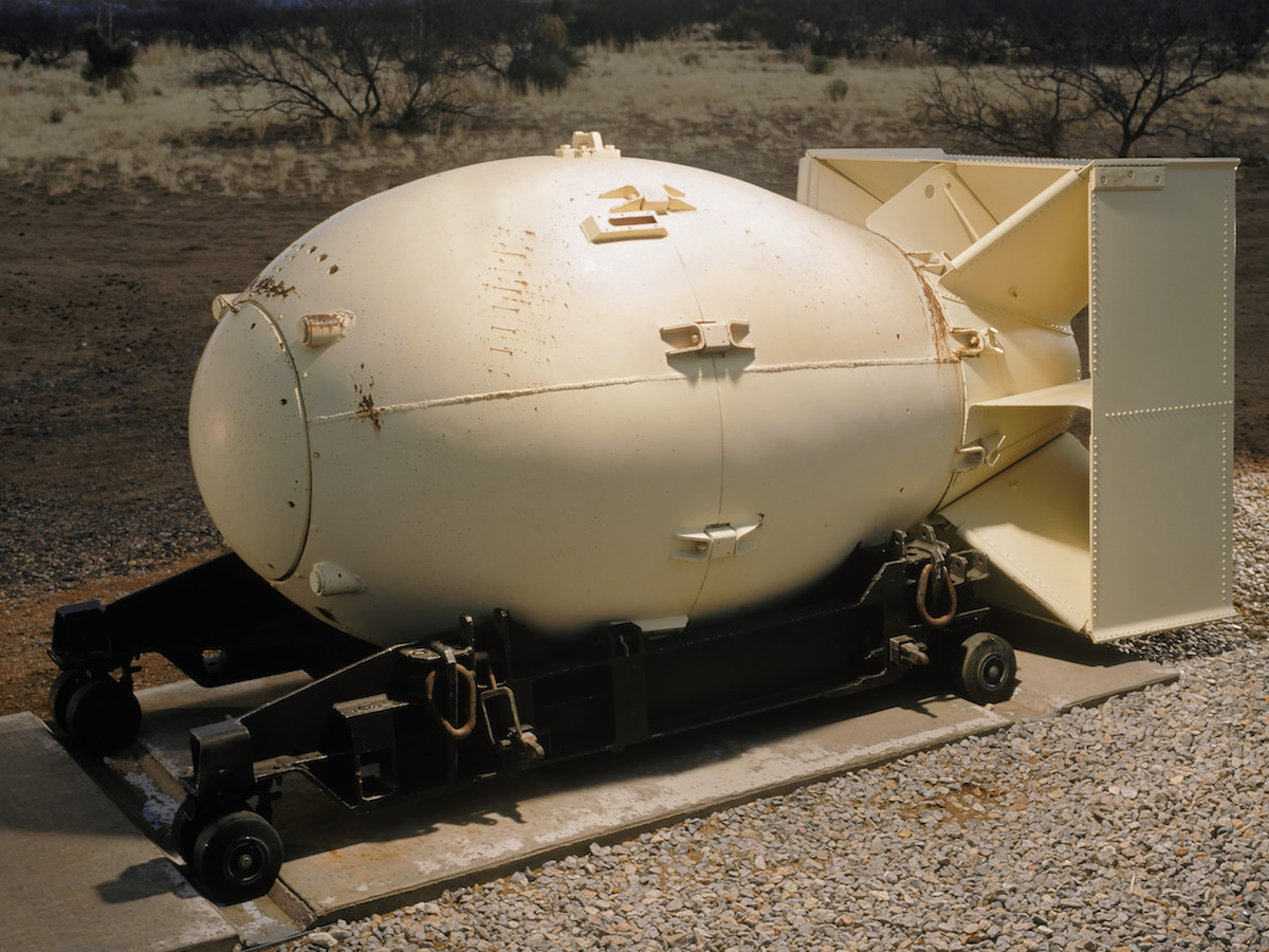 fat-man-atomic-bomb-replica.jpg