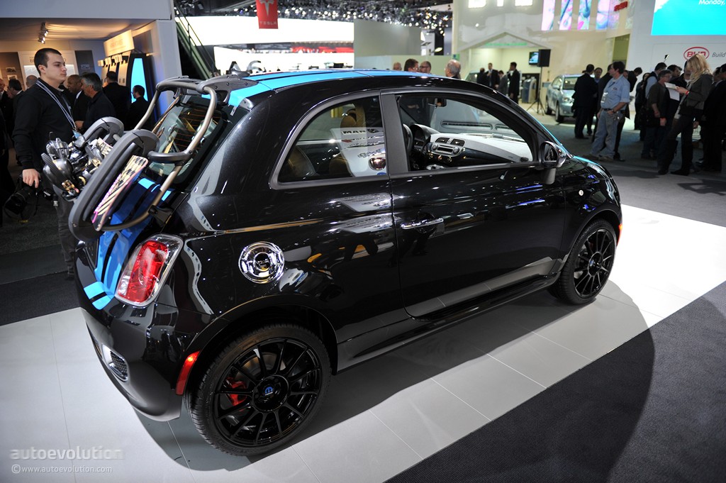 Fiat 500 negro 3.jpg