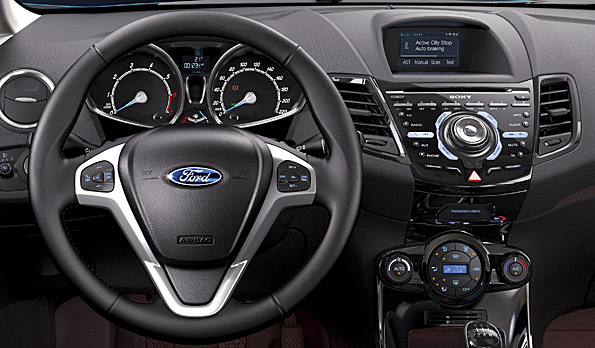 ford fiesta 2014.jpg