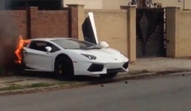 Lamborghini-Aventador-accidentado-delantera.jpg