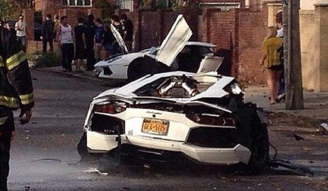 Lamborghini-Aventador-accidentado-trasera.jpg