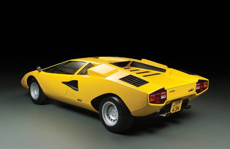 LF10_r193_02-173-Lamborghini-1975-Countach-LP400.jpg