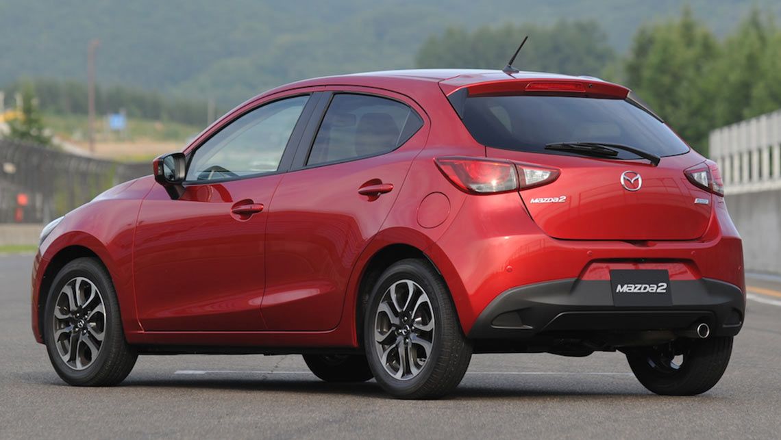 Mazda-2-2015-(1).jpg
