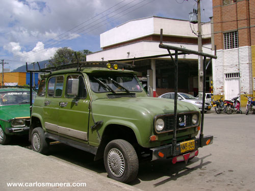 renault4_1.jpg