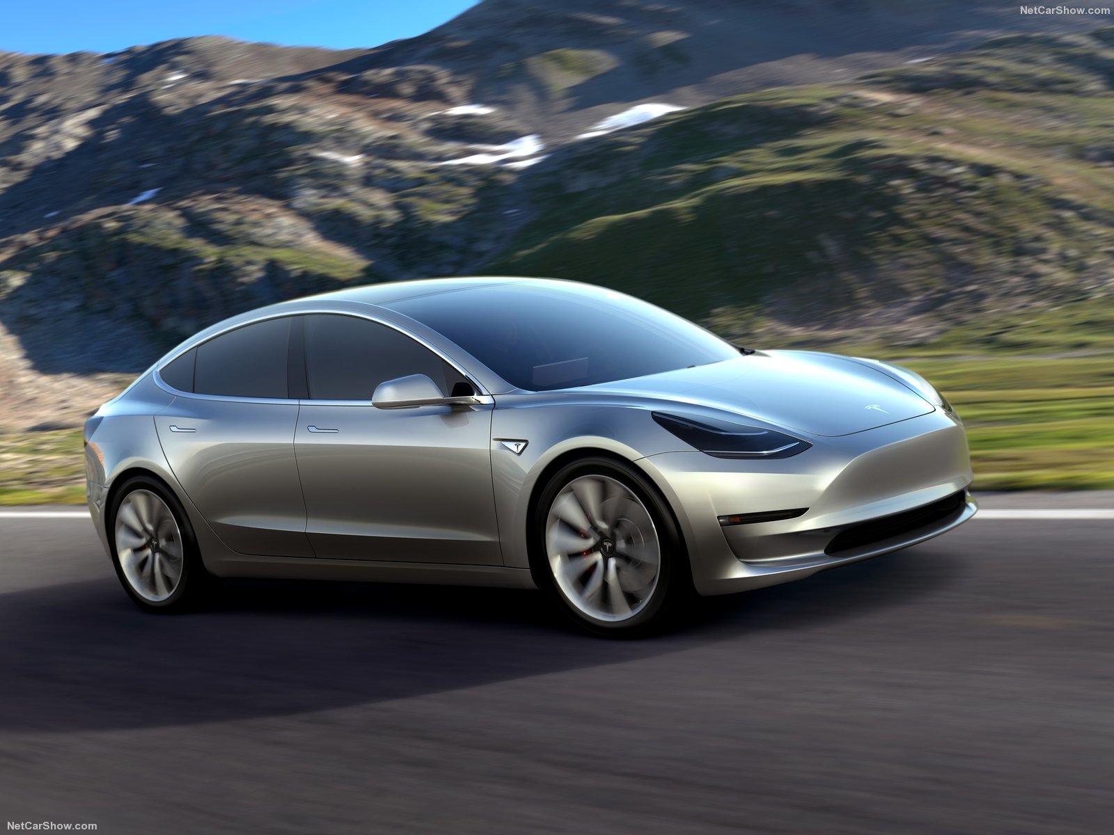 Tesla-Model_3-2018-1600-01.jpg