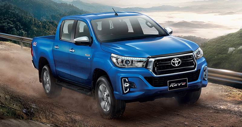 Toyota-hilux-Revo-facelift-double-cab-front-three-quarters.jpg